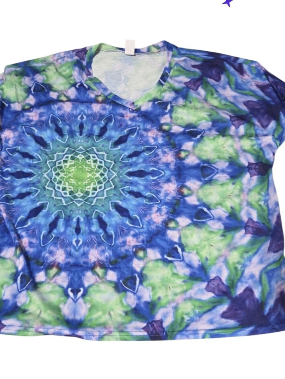 Nwot Xl Blue & Green Tie-Dye Medallion V-Neck Top